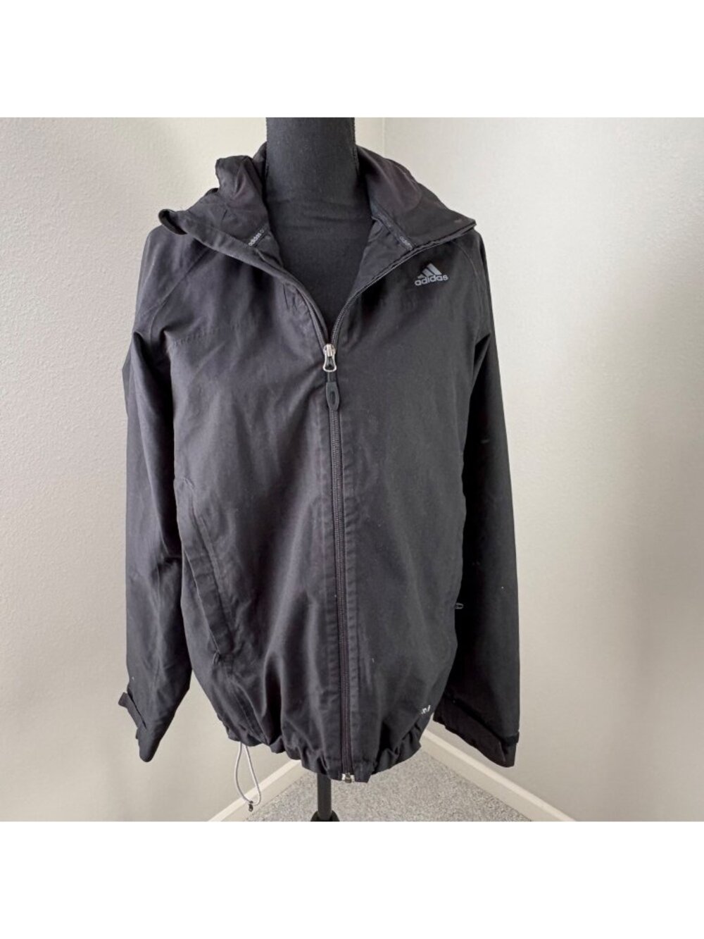Adidas Womens Black Hooded Outdoor Jacket Size Large Lightweight Waterproof